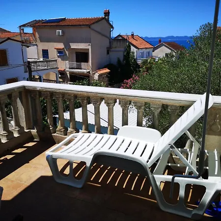 Pilon Apartment