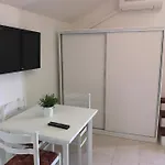 شقة Pilon